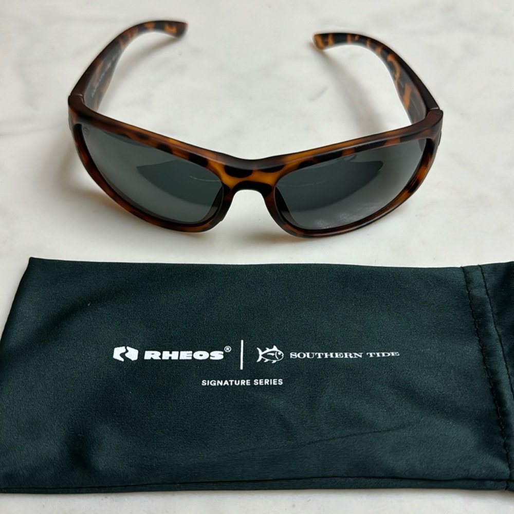 RHEOS SOUTHERN TIDE SIGNATURE SERIES Polarized Floating Sun Glasses